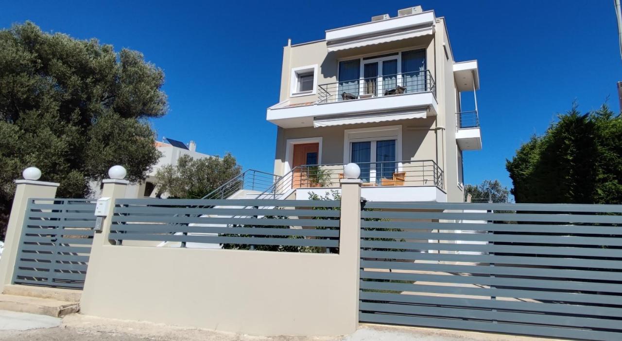 The Bright House A Two-Storey Maisonette In Loutraki Villa Екстериор снимка